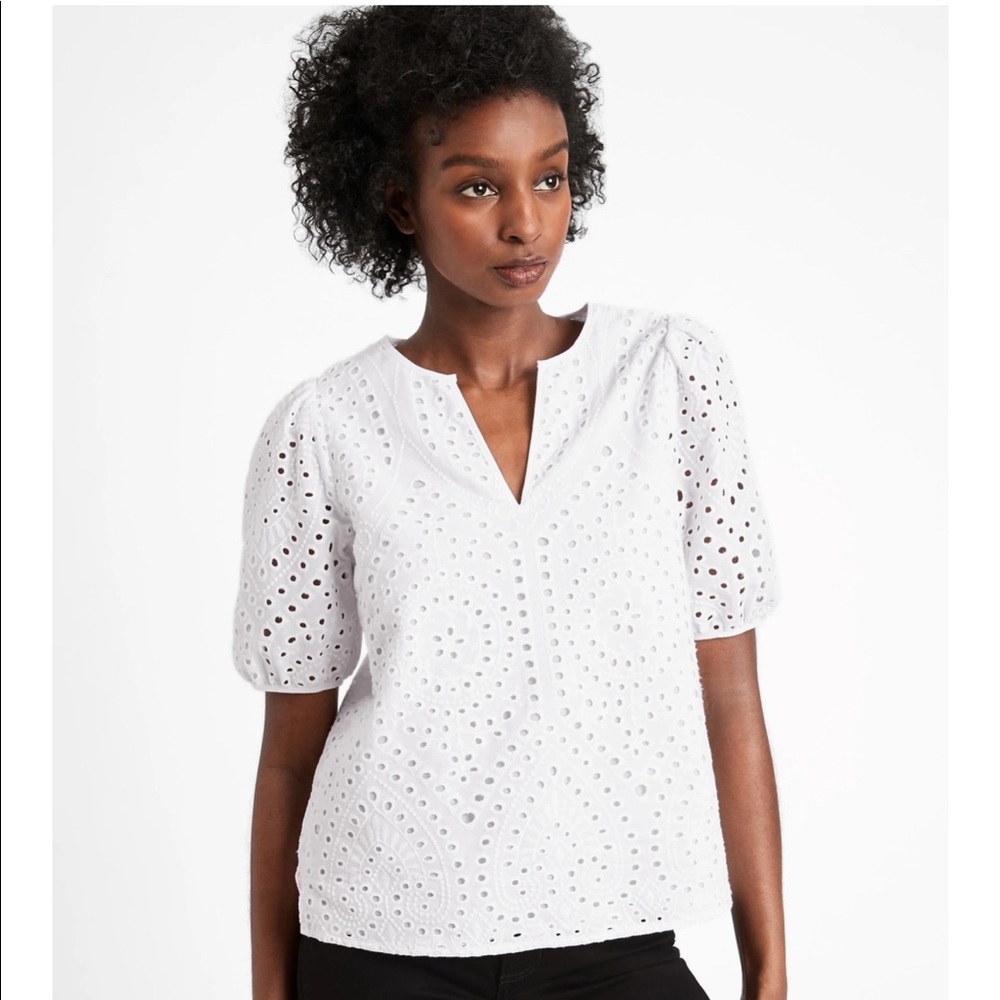 Banana Republic white Eyelet top XS